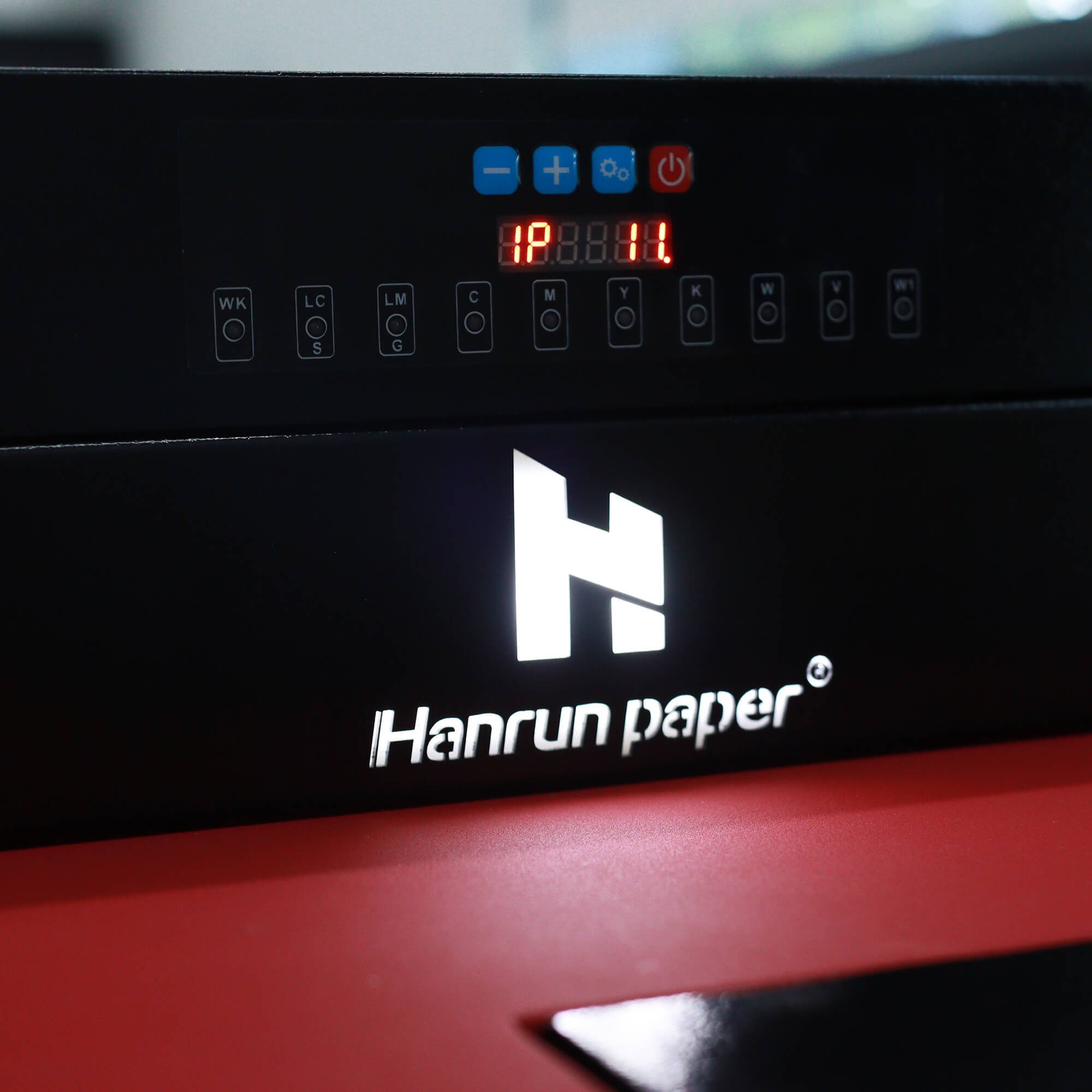 UV-H302 Roll-To-Roll UV DTF Printer