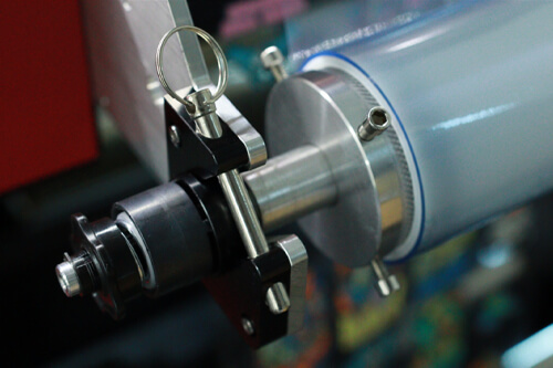 UV-H302 Roll-To-Roll UV DTF Printer