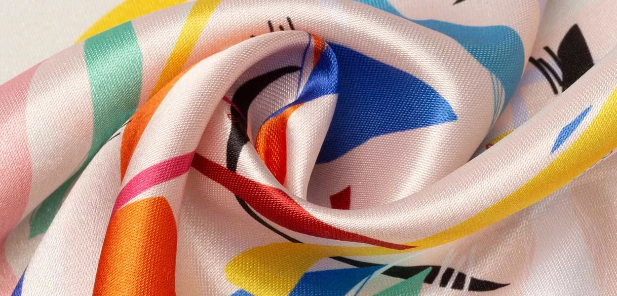 What affects dye sublimation color fastness and color migration?